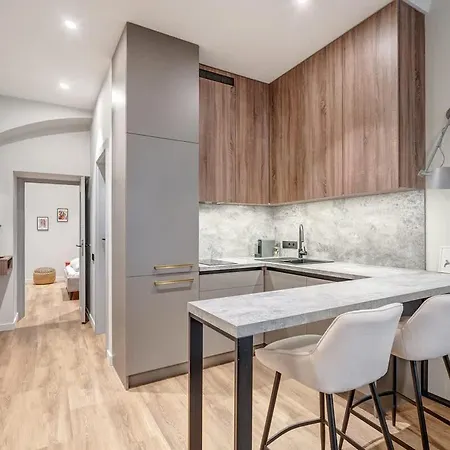 Domillion 1bdr Modern Old Town Retreat So1a *