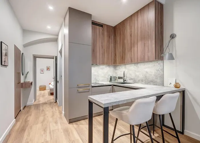 Domillion 1bdr Modern Old Town Retreat So1a *